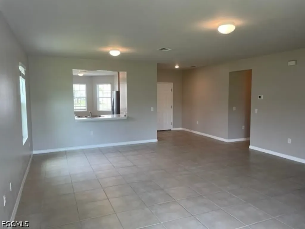 3187 Cozumel Court Cape Coral FL 33909