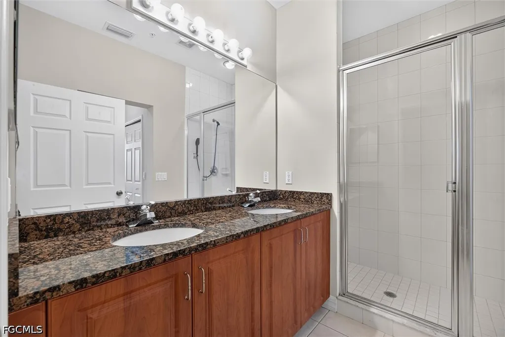 8521 Oakshade Circle Fort Myers FL 33919