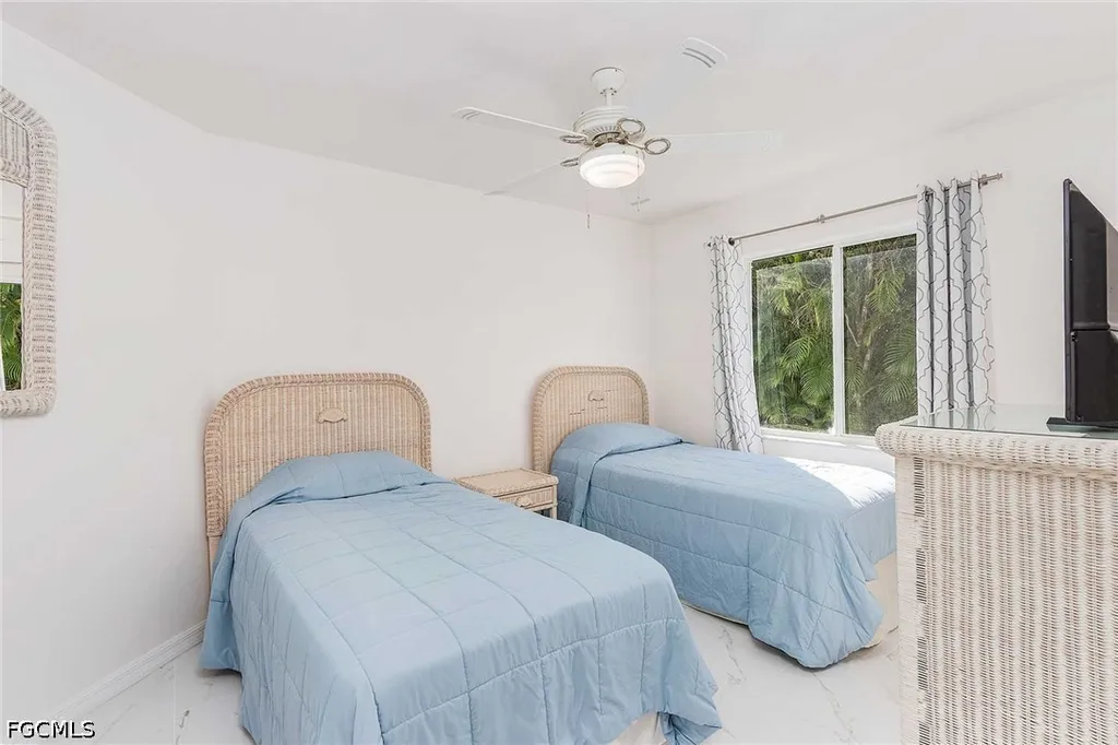 2308 SE 27th Street Cape Coral FL 33904
