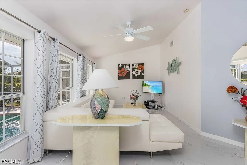 2308 SE 27th Street Cape Coral FL 33904