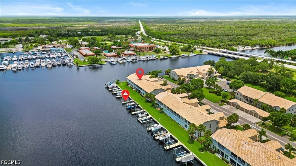380 Stella Maris Drive N Naples FL 34114
