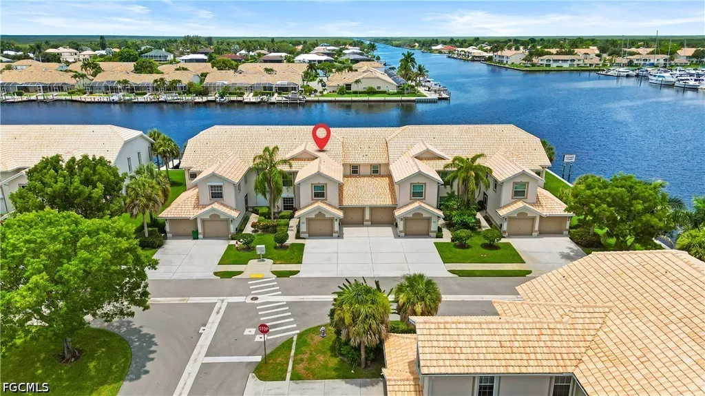 380 Stella Maris Drive N Naples FL 34114