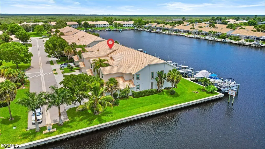 380 Stella Maris Drive N Naples FL 34114