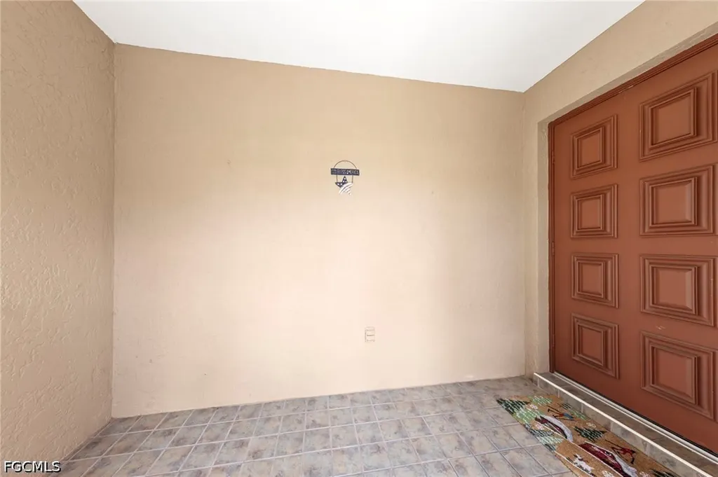 2379 Woodland Boulevard Fort Myers FL 33907