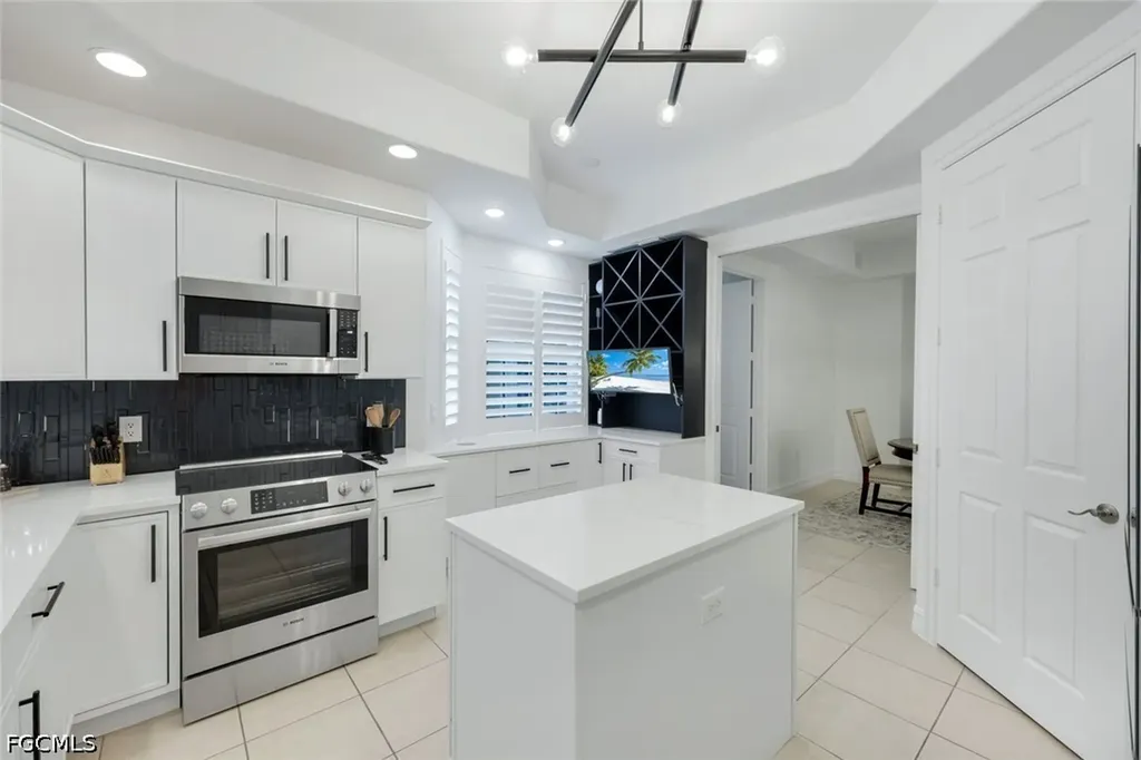 10220 Bellavista Circle Miromar Lakes FL 33913