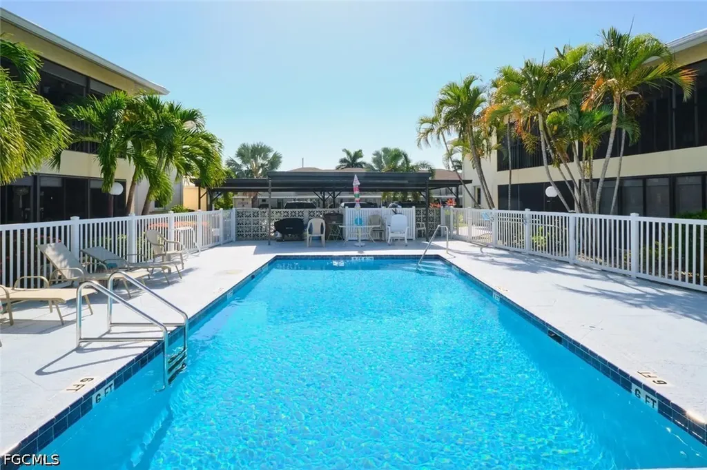 1914 SE 40th Terrace Cape Coral FL 33904