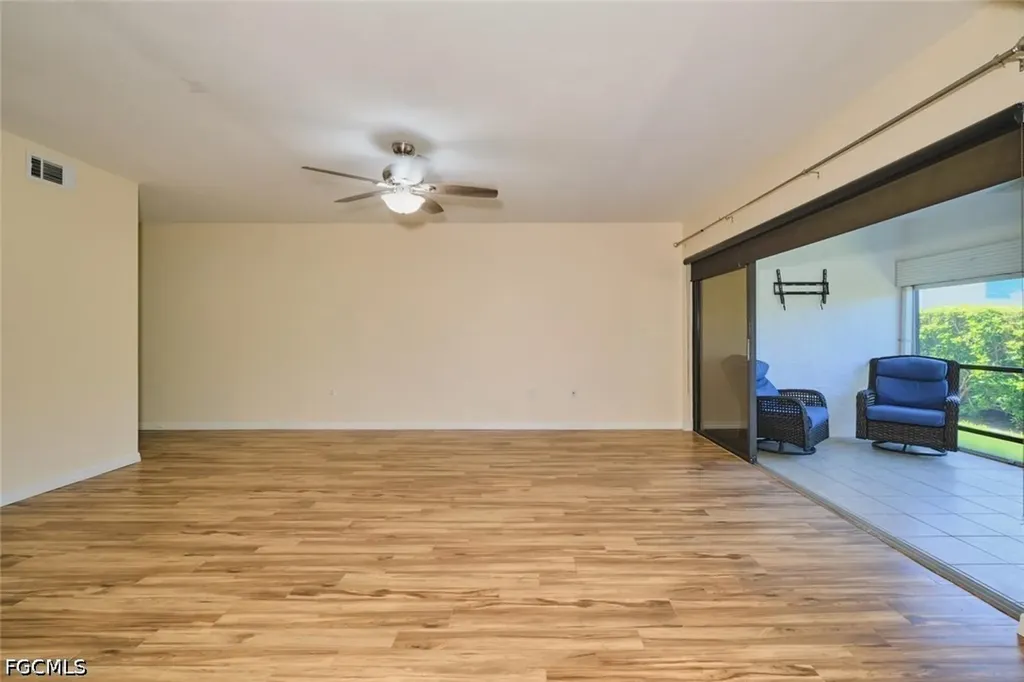 1914 SE 40th Terrace Cape Coral FL 33904