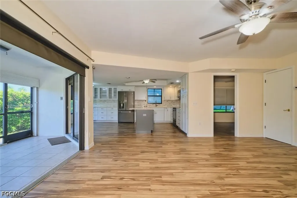 1914 SE 40th Terrace Cape Coral FL 33904