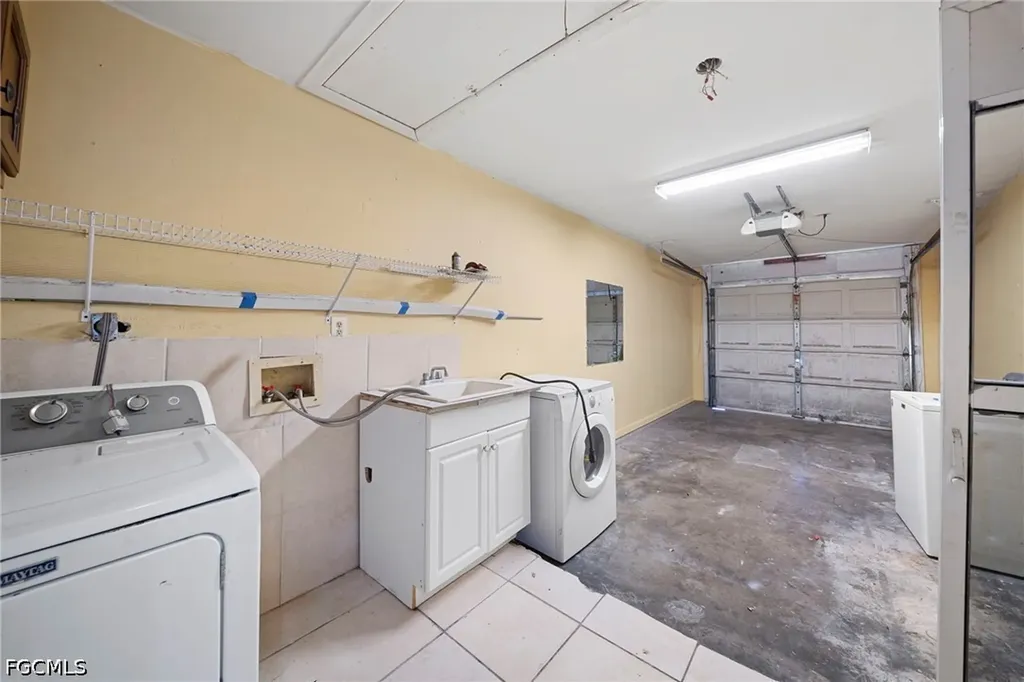 3402 Santa Barbara Boulevard Cape Coral FL 33914