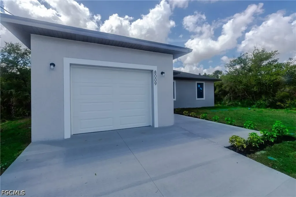 8009 Cod Court Labelle FL 33935