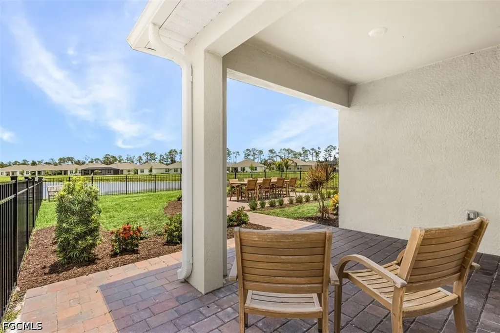 3658 Rolling Water Way North Fort Myers FL 33917