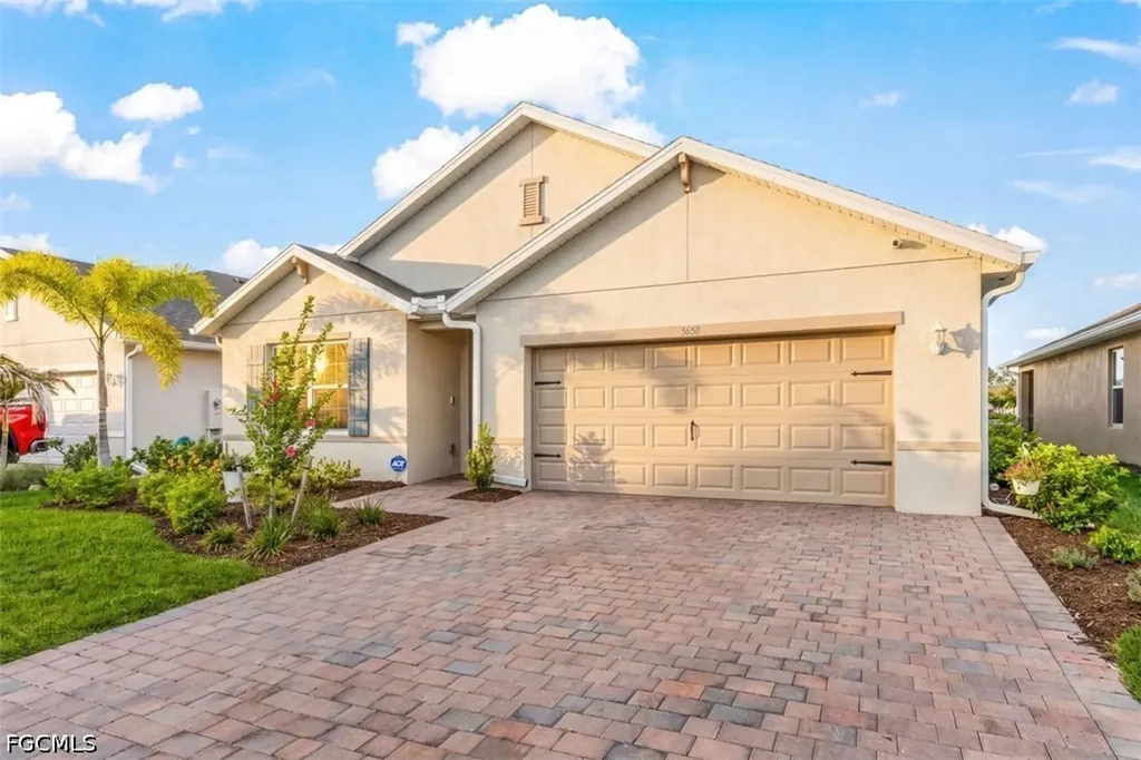 3658 Rolling Water Way North Fort Myers FL 33917