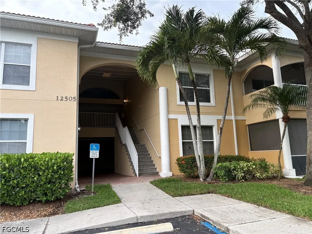 12505 Mcgregor Boulevard Fort Myers FL 33919