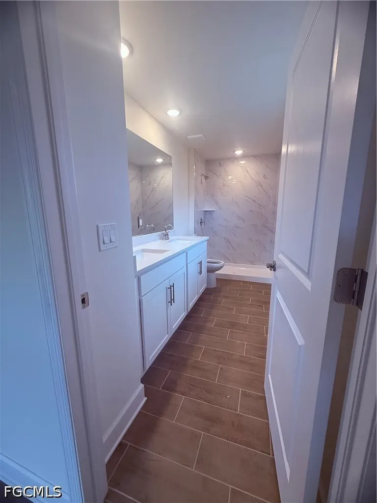 1106 NW 8th Place Cape Coral FL 33993