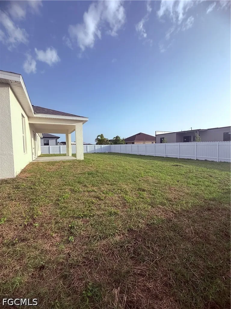 1106 NW 8th Place Cape Coral FL 33993