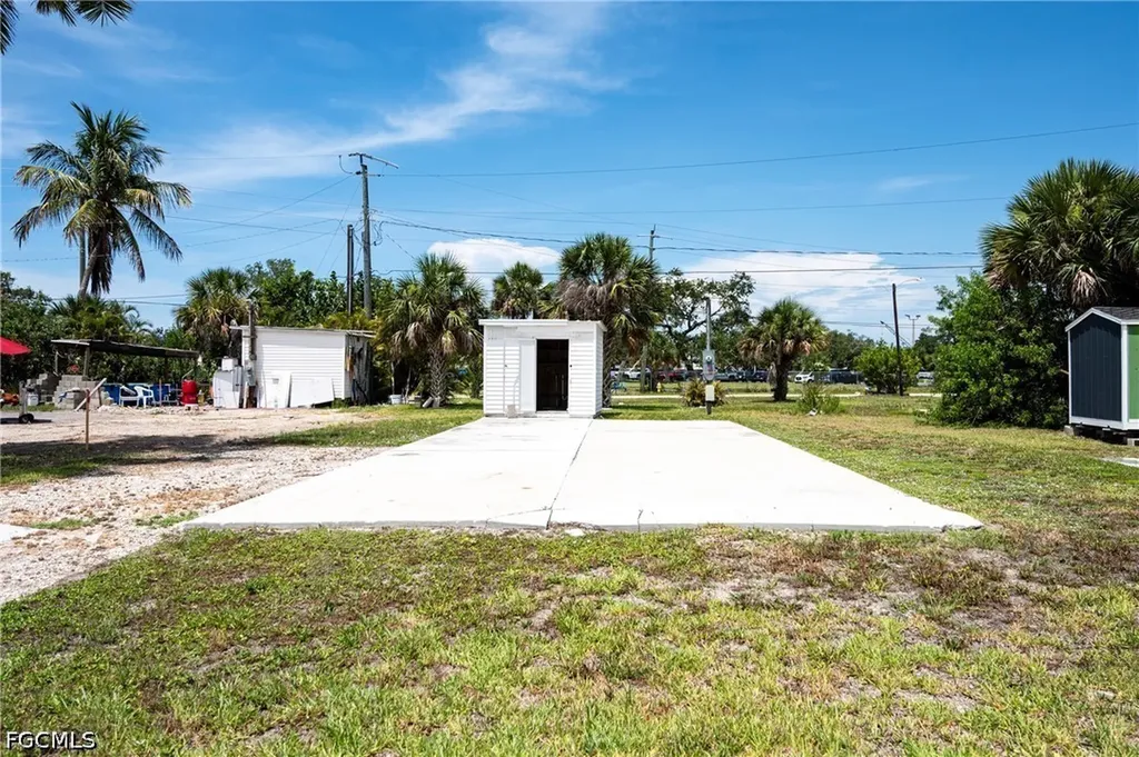 47 Oyster Bay Lane Fort Myers Beach FL 33931