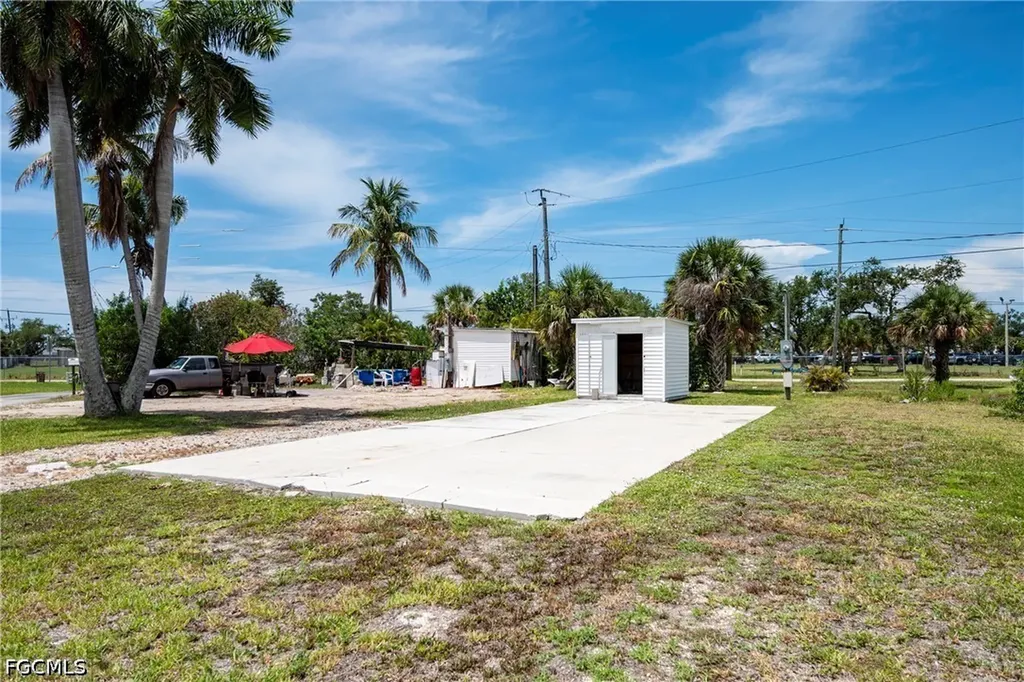 47 Oyster Bay Lane Fort Myers Beach FL 33931