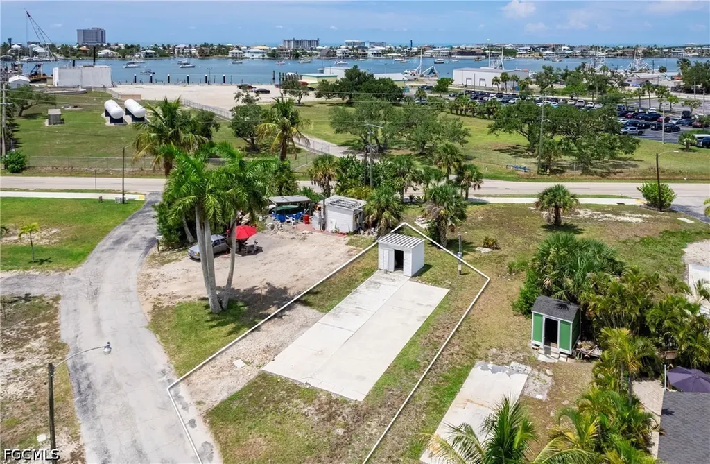 47 Oyster Bay Lane Fort Myers Beach FL 33931