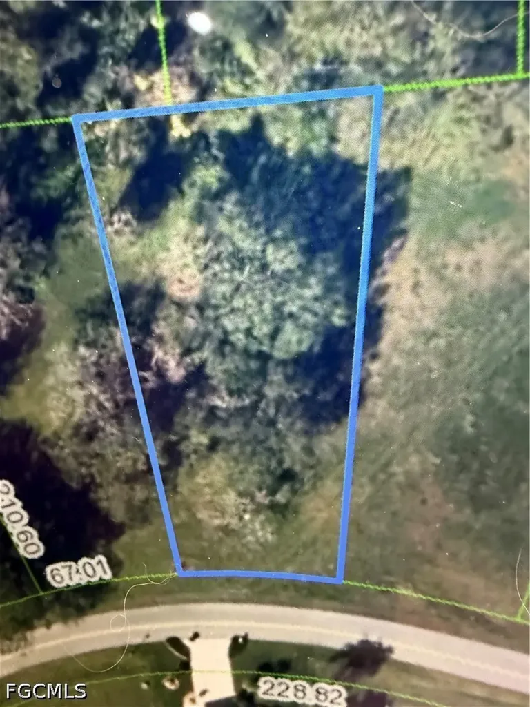 6221 Aquavista Drive Sebring FL 33876
