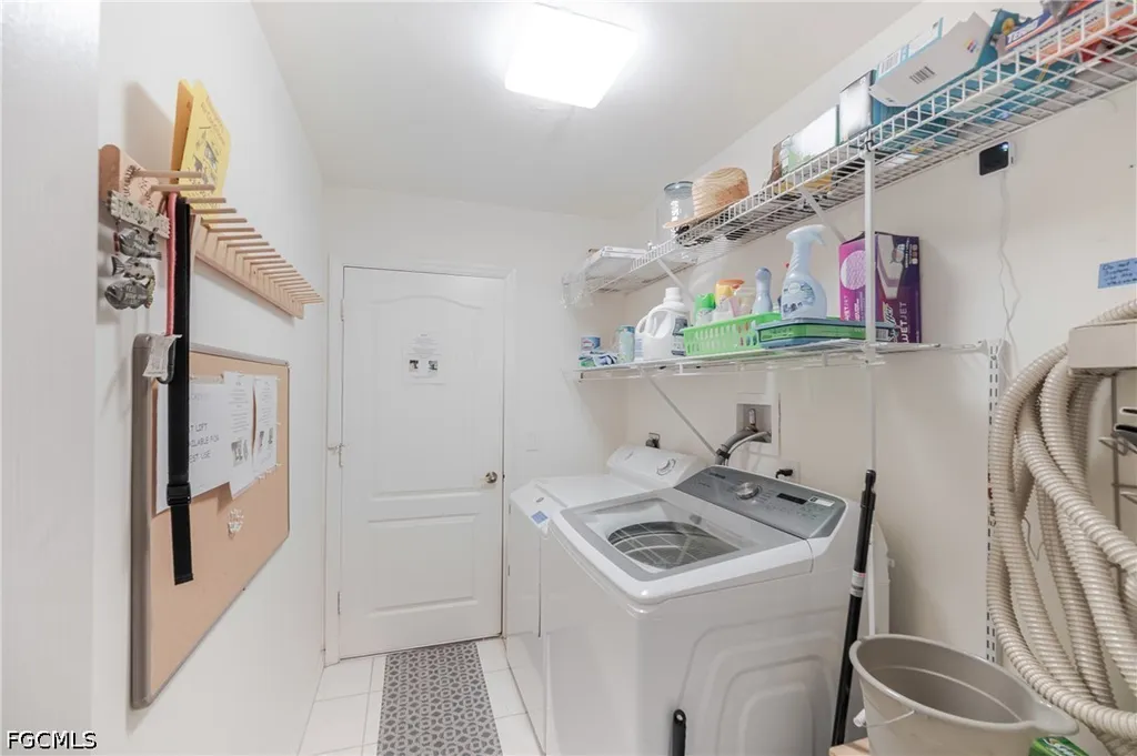105 SW 39th Place Cape Coral FL 33991
