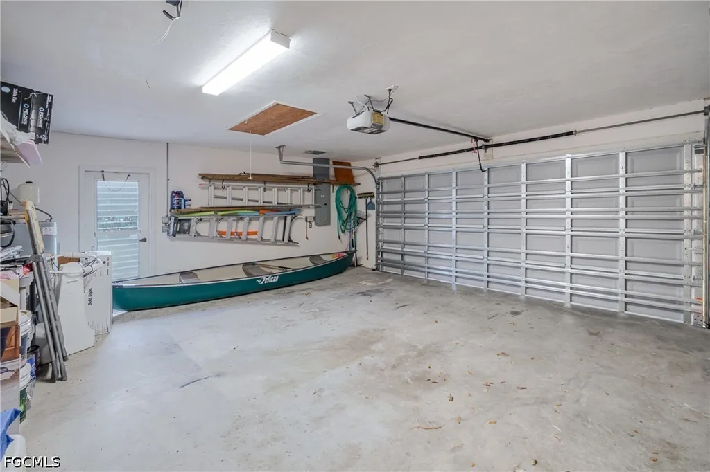 105 SW 39th Place Cape Coral FL 33991