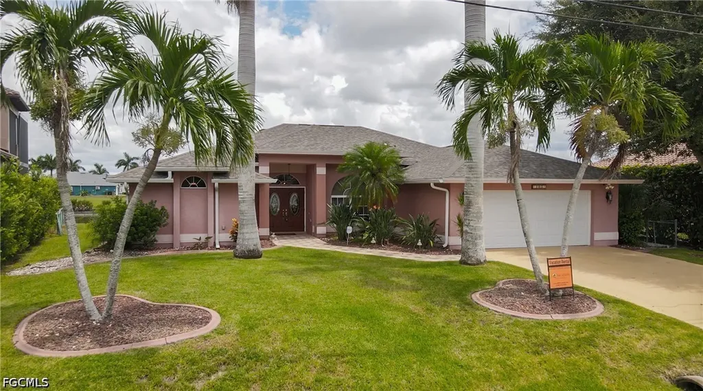 105 SW 39th Place Cape Coral FL 33991
