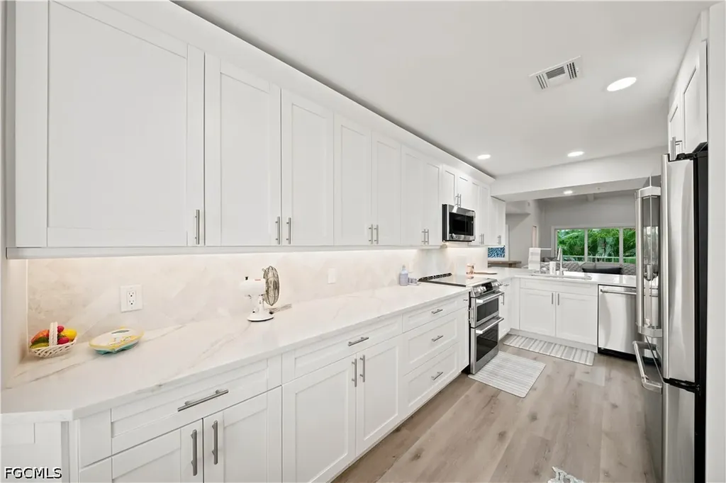 248 4th Avenue S Naples FL 34102