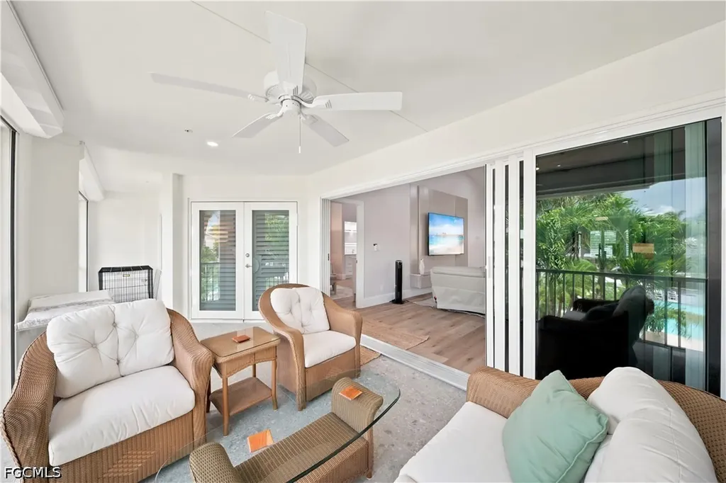 248 4th Avenue S Naples FL 34102
