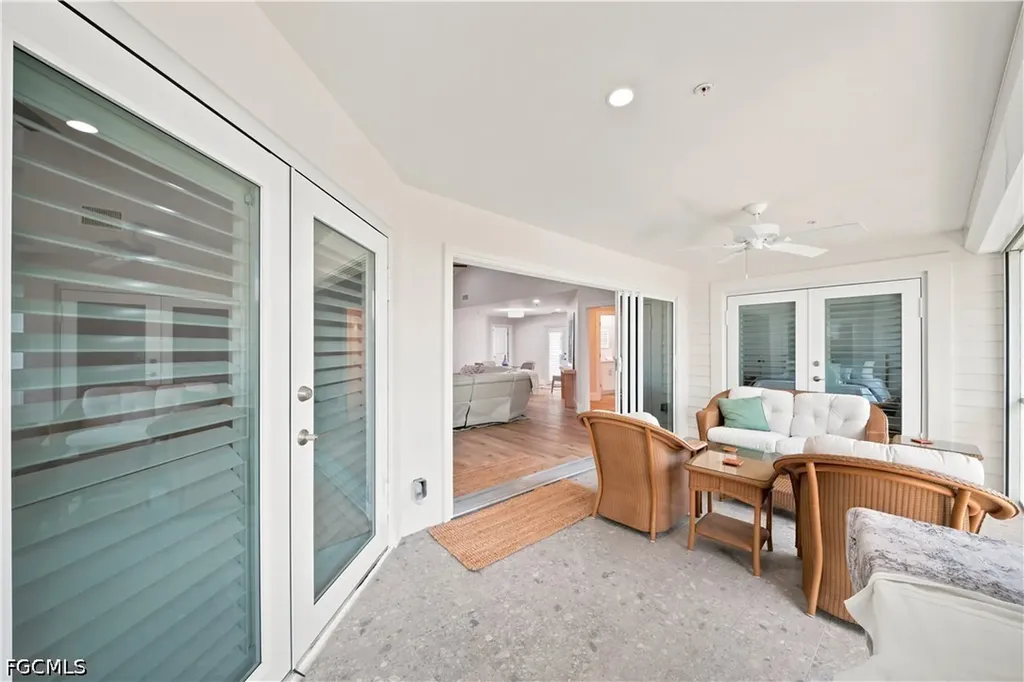 248 4th Avenue S Naples FL 34102