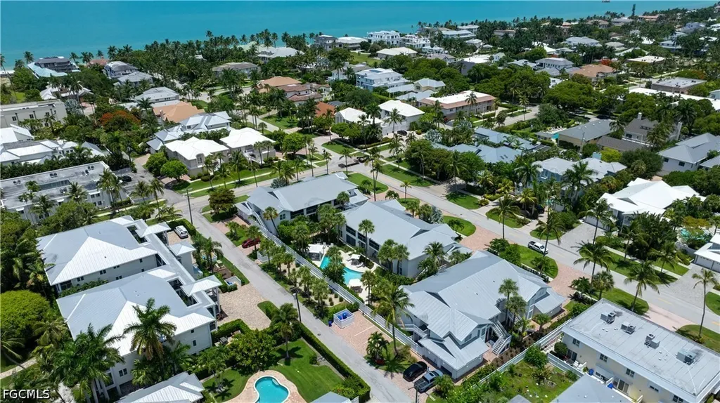 248 4th Avenue S Naples FL 34102