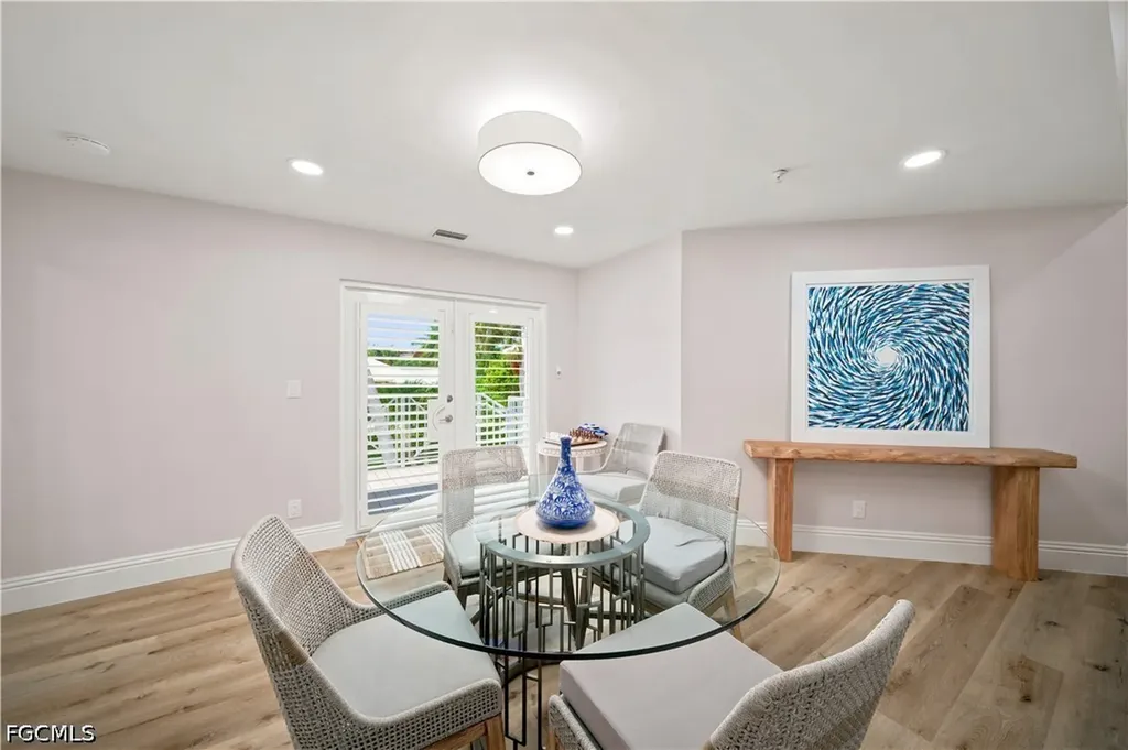 248 4th Avenue S Naples FL 34102