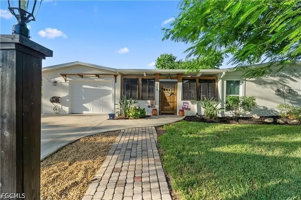 509 Val Mar Drive Fort Myers FL 33919