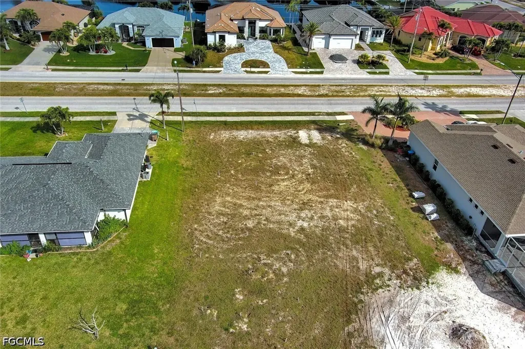 4122 Oasis Boulevard Cape Coral FL 33914