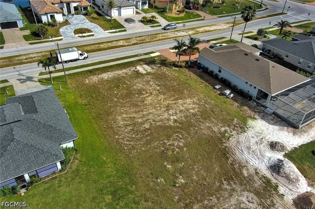4122 Oasis Boulevard Cape Coral FL 33914
