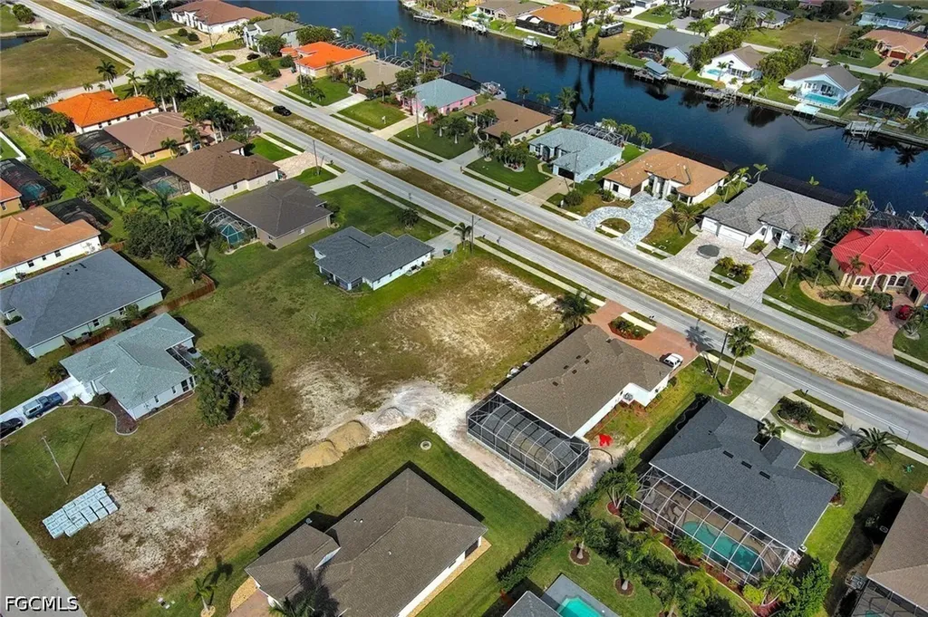 4122 Oasis Boulevard Cape Coral FL 33914