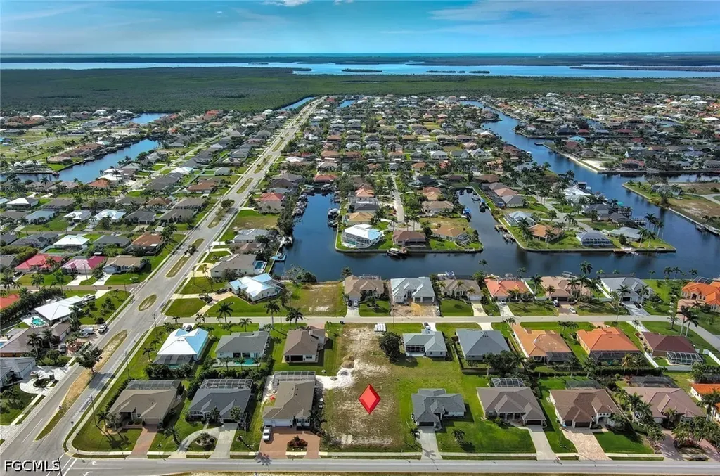 4122 Oasis Boulevard Cape Coral FL 33914