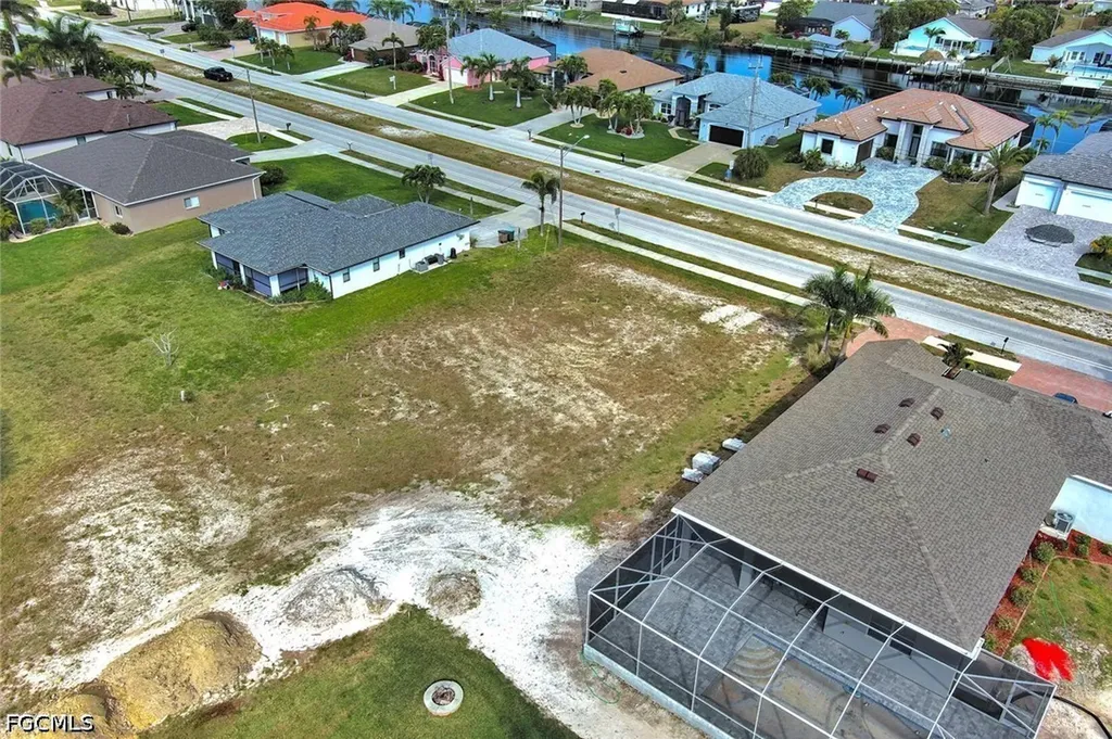 4122 Oasis Boulevard Cape Coral FL 33914