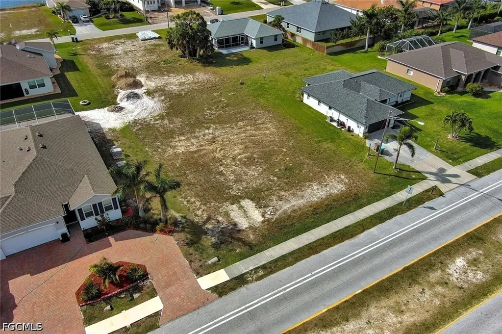 4122 Oasis Boulevard Cape Coral FL 33914