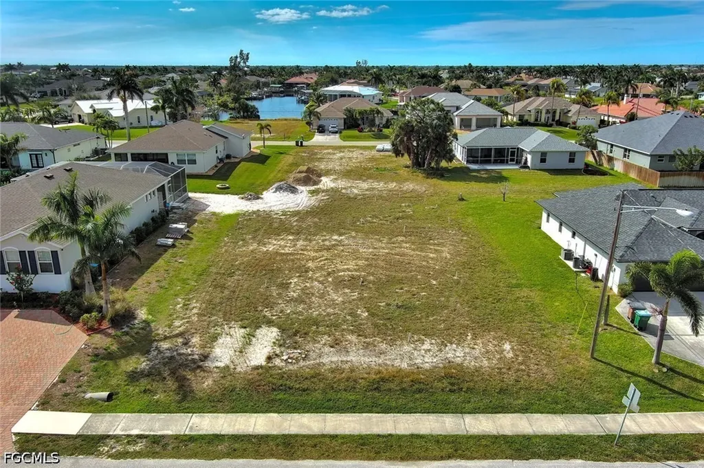 4122 Oasis Boulevard Cape Coral FL 33914