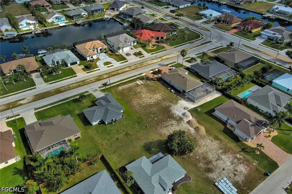 4122 Oasis Boulevard Cape Coral FL 33914