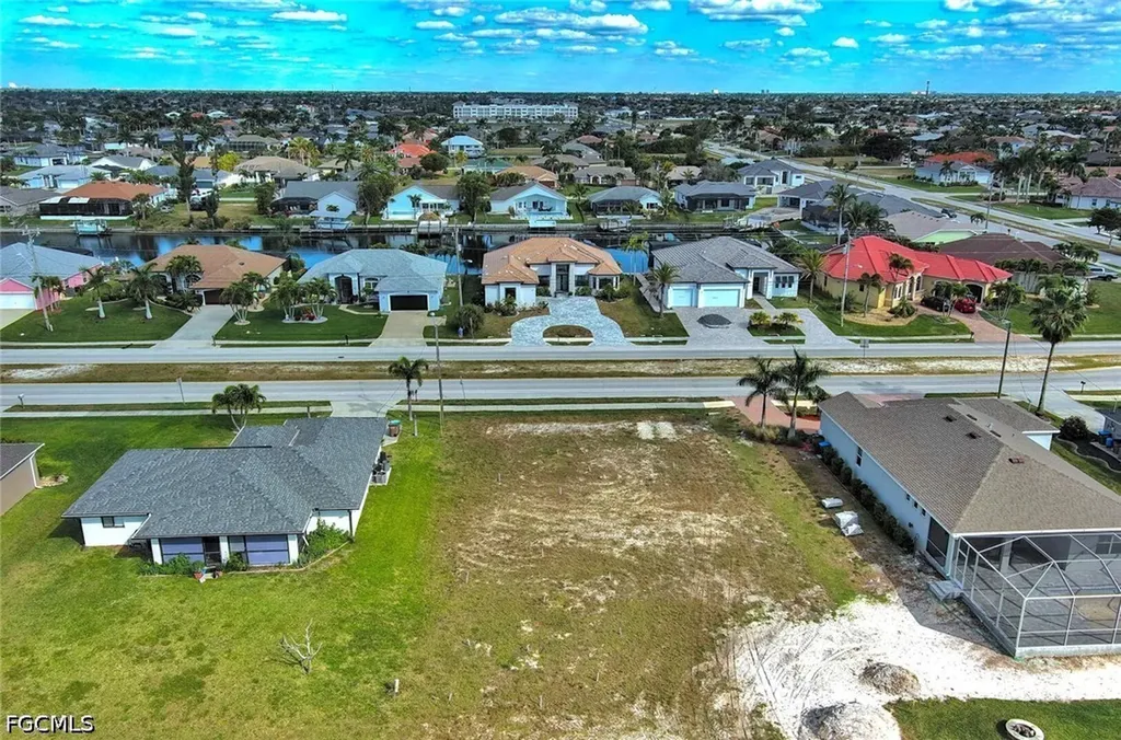 4122 Oasis Boulevard Cape Coral FL 33914