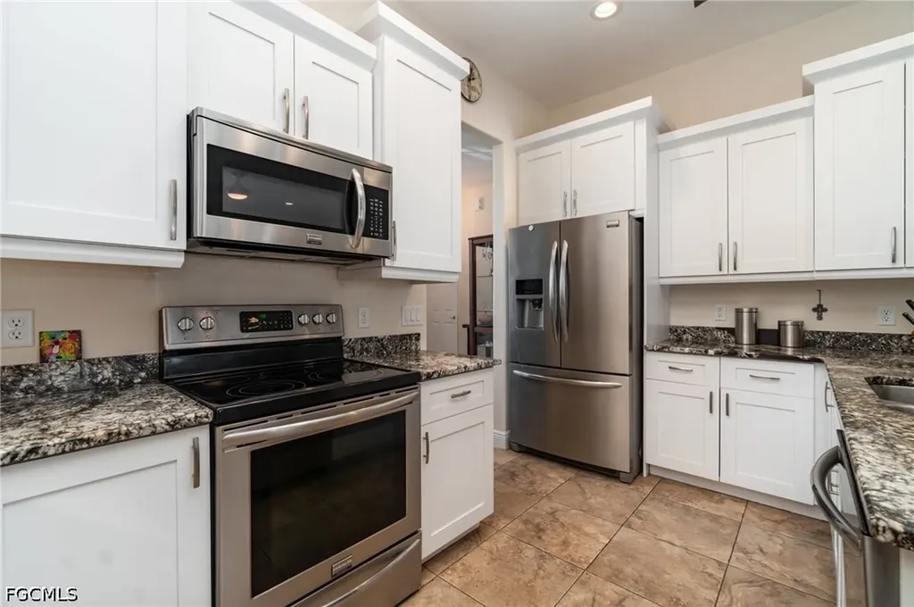 3137 SE 8th Avenue Cape Coral FL 33904