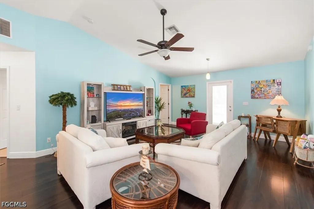 3019 SW 15th Place Cape Coral FL 33914