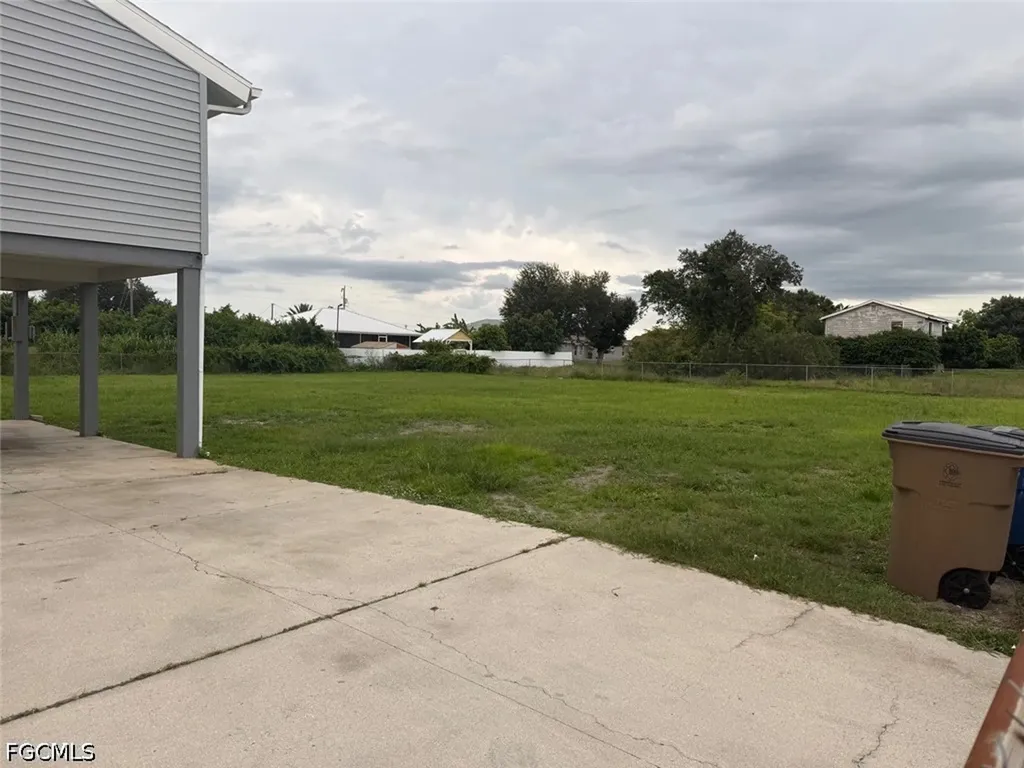 3118 7th Street SW Lehigh Acres FL 33976