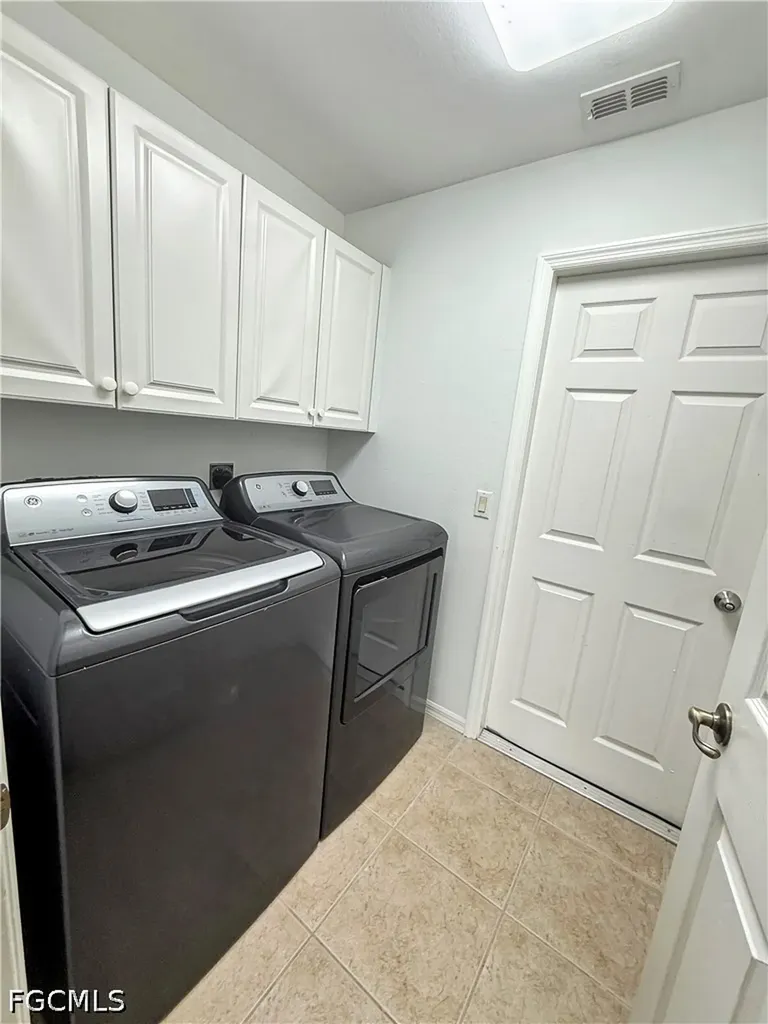 203 NW 24th Terrace Cape Coral FL 33993