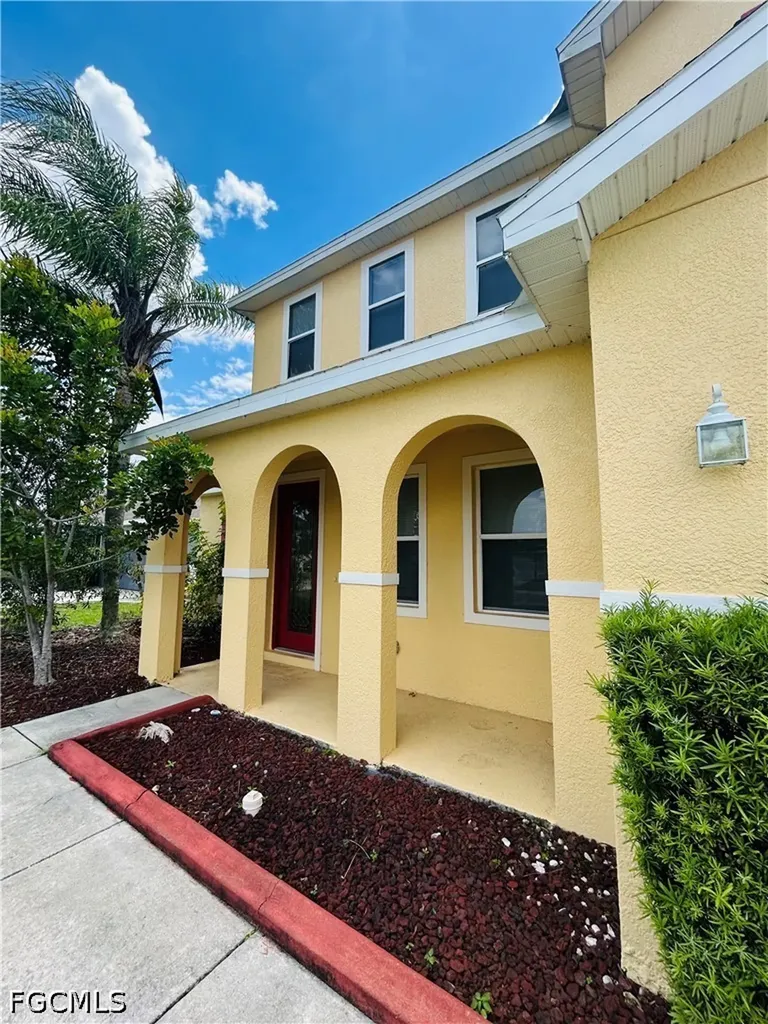8041 Allamanda Court Lehigh Acres FL 33972