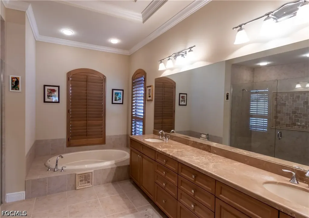 447 Avalon Drive Cape Coral FL 33904