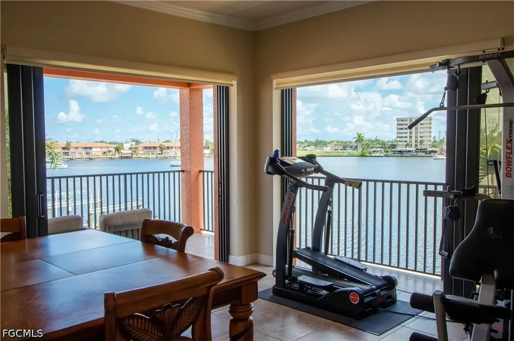 447 Avalon Drive Cape Coral FL 33904