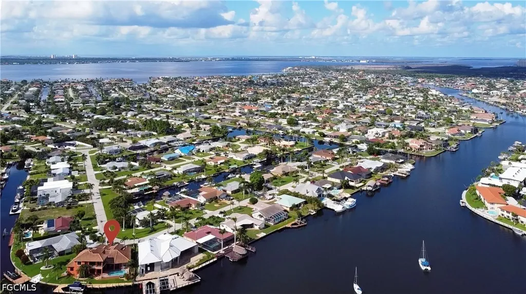 447 Avalon Drive Cape Coral FL 33904