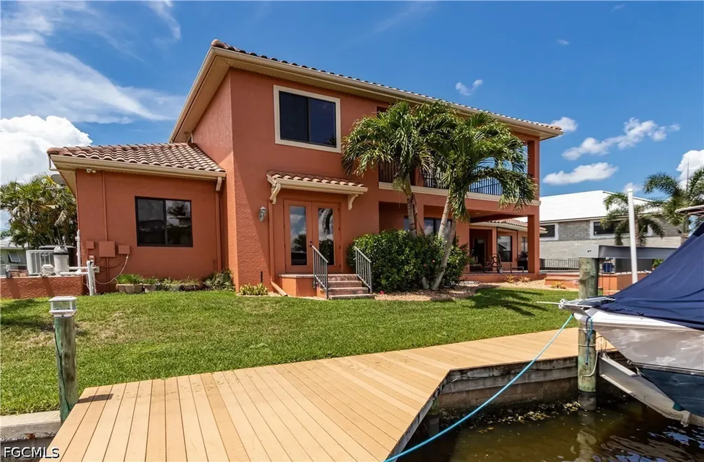 447 Avalon Drive Cape Coral FL 33904